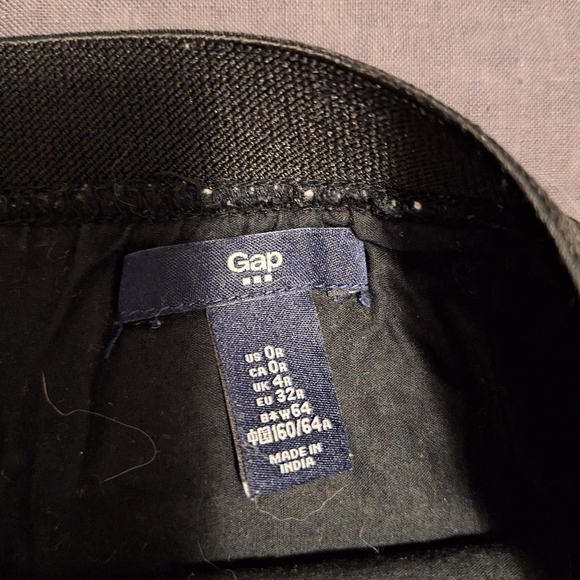 Skirts - Picture 3 of 3